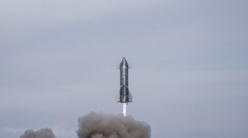 Wreszcie SpaceX Starship SN15 po raz pierwszy wylądował bez detonacji