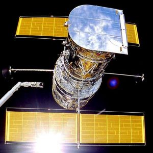 Kosmiczny Teleskop Hubble'a NASA ma usterkę w trybie awaryjnym