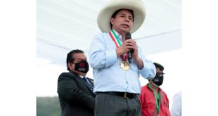 Prezydent Peru krytykuje kopiowanie jego możliwej dymisji - Escambrai