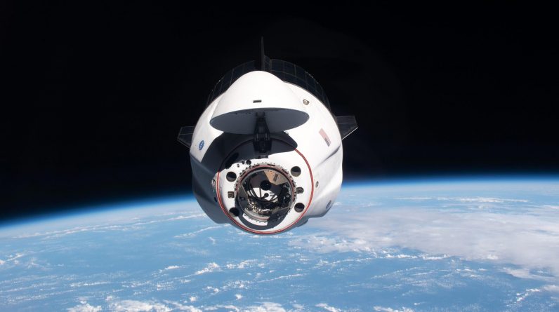Astronauci SpaceX Crew-2 z NASA wracają na Ziemię – oglądaj na żywo