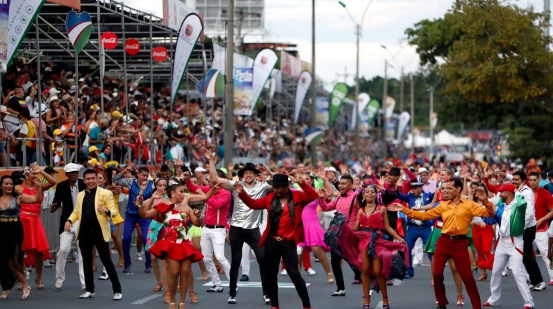 W rytmie salsy w Kolumbii rozpoczęły się targi Cali (+ zdjęcia i wideo)