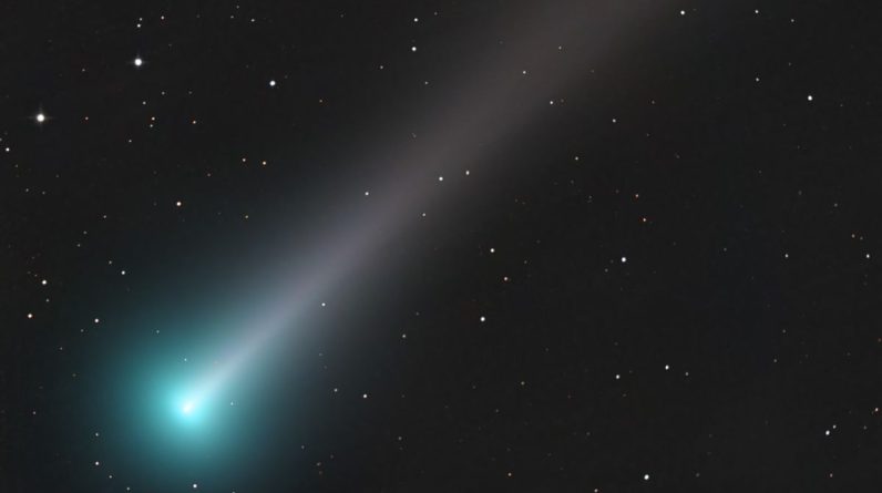 Kometa Leonard jest teraz najbliżej Ziemi.  Oto jak to odkryć.