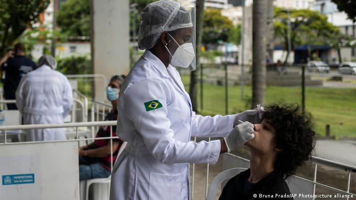 Brazylia zbliżyła się do 100 000 infekcji koronawirusem w ciągu ostatnich 24 godzin.