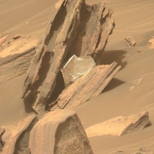 Wytrwaj na Marsie szpieguje kawałek jego podwozia
