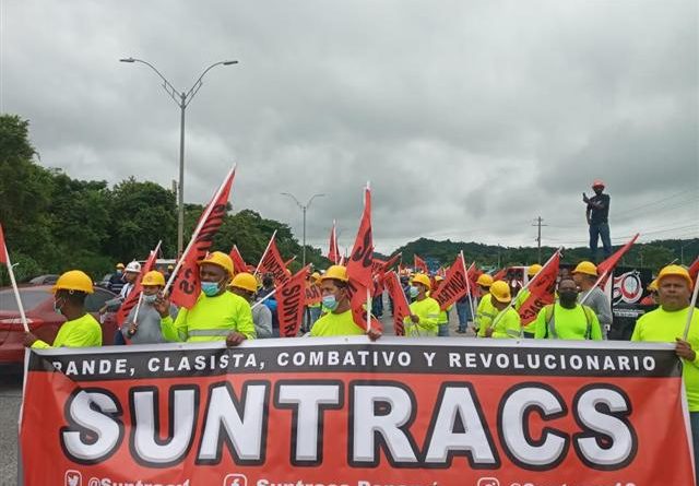 Pracownicy z Panamy wychodzą na ulice, aby domagać się sprawiedliwości społecznej • Pracownicy