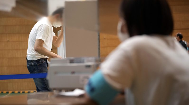 Japonia głosuje w kluczowych wyborach po zabójstwie Abe