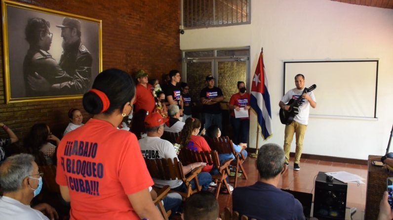 Przyjaciele Kuby w Nikaragui popierają solidarność z Al Jazeerą (+ zdjęcia)